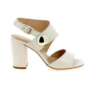 Scarpe&Scarpe Sandali con tacco in pelle offerta