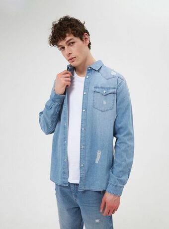 Camicia jeans con strappi