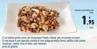 Insalata di riso rosso con pesce