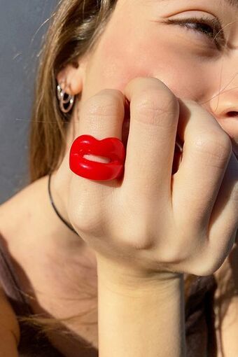 Subdued Anello mouth offerta