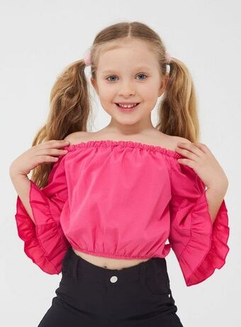 Terranova Blusa crop con ampia manica offerta