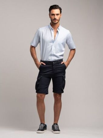 Invidia Camicia uomo manica corta tinta unita vestibilità regular fit offerta