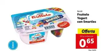 Lidl Nestlè Fruttolo Yogurt Alla Fragola & Smarties 120 G(ml) offerta