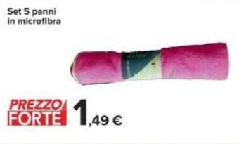 Carrefour Set 5 Panni in Microfibra offerta