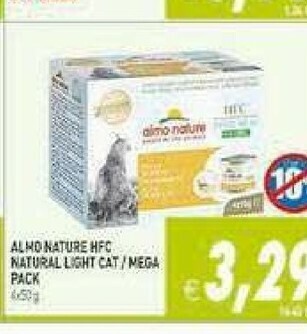 Cibo per gatti