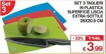 Satur Set 3 Taglieri in Plastica Superficie Liscia Extra-Sottile 28x20,5cm offerta