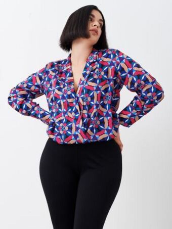 Rinascimento Blusa curvy in raso stampa optical offerta
