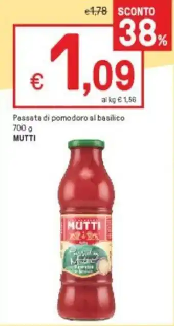 Iper La Grande Mutti Passata di pomodoro al basilico 700 g offerta