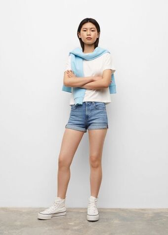Short denim