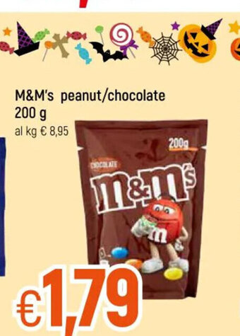 Famila M&M's peanut/chocolate 200 g offerta