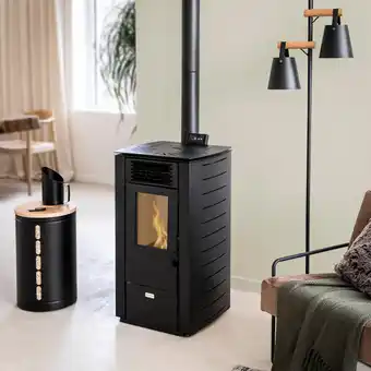 Leroy Merlin Stufa a pellet ventilata hella equation 7 kw nero offerta