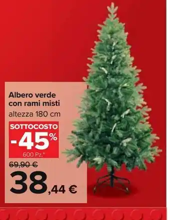 Albero verde con rami misti