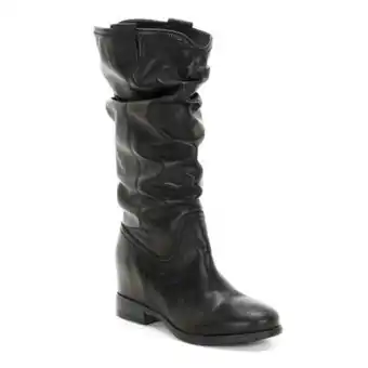 Scarpe&Scarpe Stivali con pieghe e zeppa interna. offerta