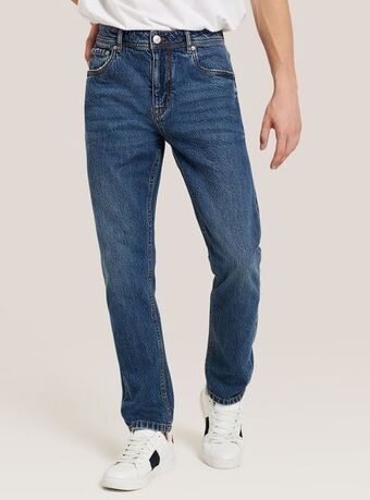 Jeans slim tapered fit in denim stretch