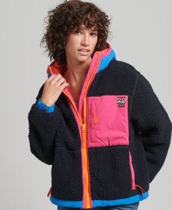 Giacca con cappuccio in sherpa
