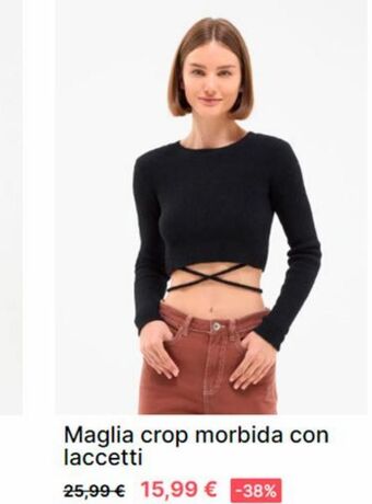 Terranova Maglia crop morbida con laccetti offerta