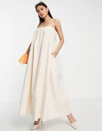 Asos edition - vestito a canottiera con gonna al polpaccio in cotone color pietra con pieghe sul davanti