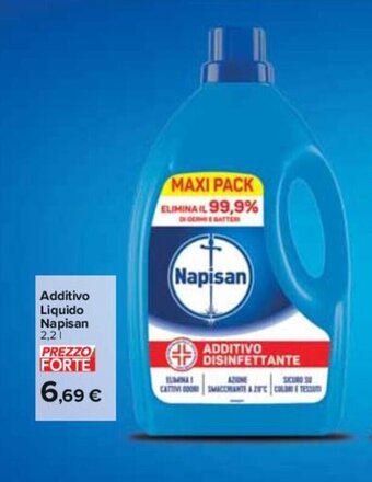 Carrefour Additivo Liquido Napisan 2,2 l offerta
