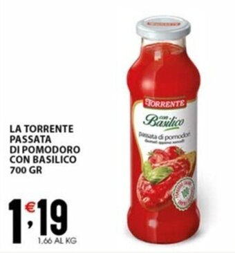 Sisa LA TORRENTE PASSATA DI POMODORO CON BASILICO 700 GR offerta