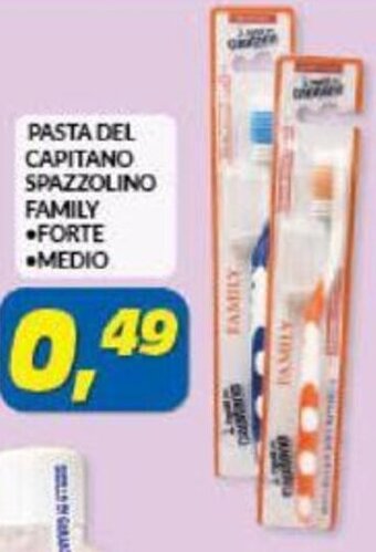 Risparmio Casa PASTA DEL CAPITANO SPAZZOLINO FAMILY FORTE MEDIO offerta