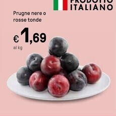 Iper La Grande Prugne nere o rosse tonde offerta
