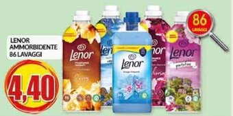 Risparmio Casa LENOR AMMORBIDENTE 86 LAVAGGI offerta