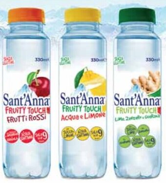 Carrefour Fruity Touch Sant'Anna gusti assortiti 330 ml offerta