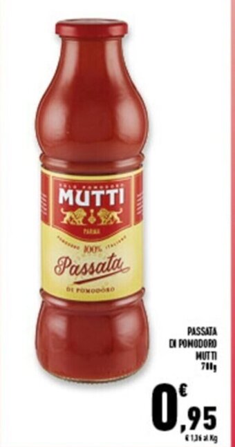 Conad Superstore PASSATA DI POMODORO MUTTI 700g offerta