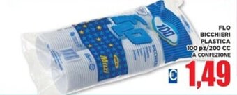 Vivo Supermercati FLO BICCHIERI PLASTICA 100 pz/200 CC offerta