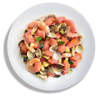 Gnocchi rossi con mazzancolle e vongole