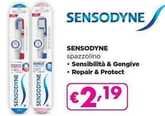 Acqua & Sapone SENSODYNE spazzolino offerta