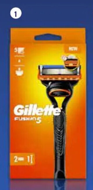 IperFamila GILLETTE RASOIO DA UOMO Fusion5 Manico + Lamette di Ricambio, 2 Ricariche offerta