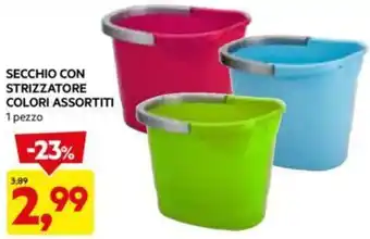 DPiù SECCHIO CON STRIZZATORE COLORI ASSORTITI offerta