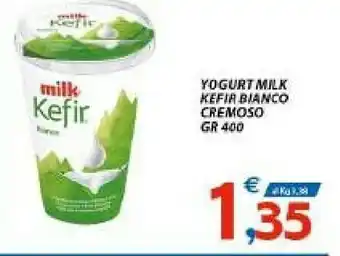 Kefir Yogurt Milk Bianco Cremoso