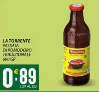 Sisa LA TORRENTE PASSATA DI POMODORO TRADIZIONALE 690 GR offerta