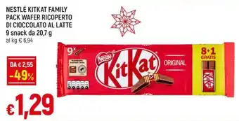 Galassia NESTLÉ KITKAT FAMILY PACK WAFER RICOPERTO DI CIOCCOLATO AL LATTE 9 snack da 20,7 g offerta