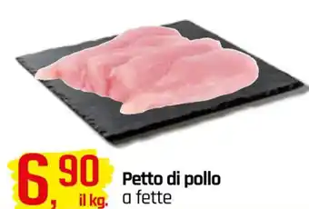 Famila Superstore Petto di pollo a fette offerta