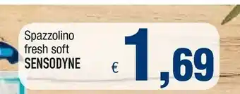 Famila Sensodyne Spazzolino Fresh Soft offerta