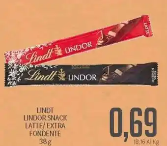 Supermercati Piccolo Lindt Lindor Snack Latte/Extra Fondente 38 g offerta
