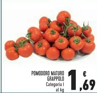 Grappolo pomodoro maturo