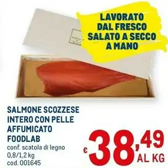 Metro Salmone scozzese intero con pelle affumicato offerta