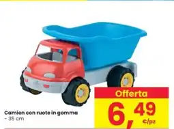 Camion con ruote in gomma