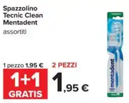 Carrefour Spazzolino Tecnic Clean Mentadent assortiti offerta