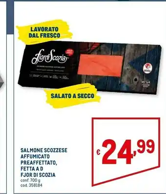 Metro Salmone scozzese affumicato preaffettato, fetta a d fjor di scozia offerta