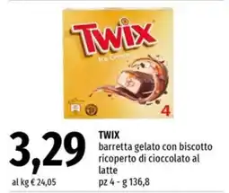 Famila Twix barretta gelato con biscotto ricoperto di cioccolato al latte offerta