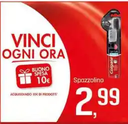 Famila SPAZZOLINO COLGATE offerta