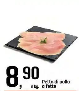 Famila Petto Di Pollo A Fette offerta