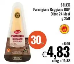 Famila Superstore SELEX Parmigiano Reggiano DOP Oltre 24 Mesi offerta