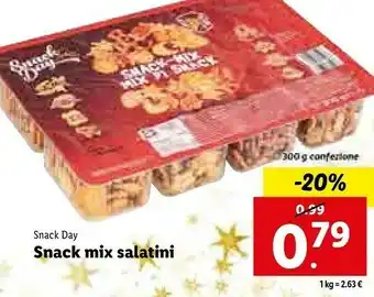 Lidl Snack mix salatini 300 g offerta