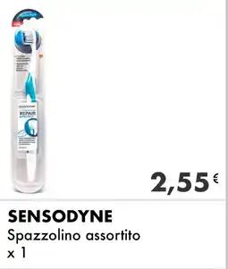 Iper Tosano SENSODYNE Spazzolino assortito offerta